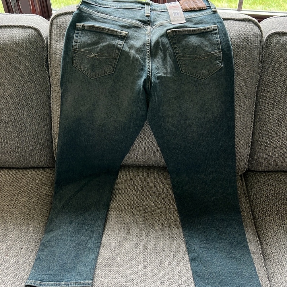 Levi Strauss Signature Mens Athletic Fit jeans - Picture 6 of 9